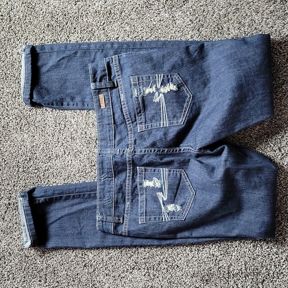 Ripped skinny jeans - Picture 3 of 4